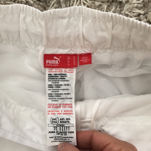 White PUMA activity pants & small zippers each leg, light and comfortable, US M - Picture 3 of 14